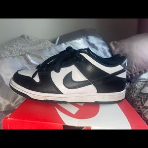 Nike pandas size 5.5